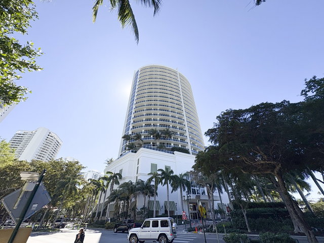 Bellini Williams Island  photo 2